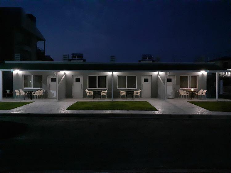 Onar By The Sea Luxurious Apartments فلوغيتا المظهر الخارجي الصورة