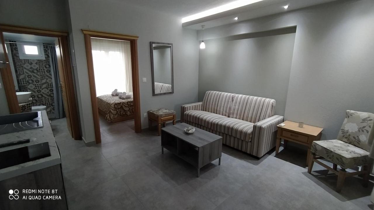 Onar By The Sea Luxurious Apartments فلوغيتا المظهر الخارجي الصورة