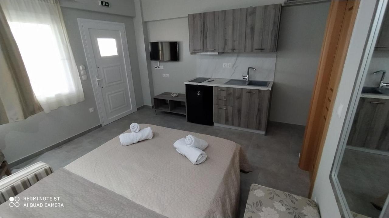 Onar By The Sea Luxurious Apartments فلوغيتا المظهر الخارجي الصورة