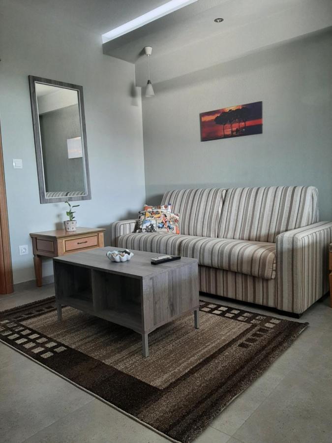 Onar By The Sea Luxurious Apartments فلوغيتا المظهر الخارجي الصورة