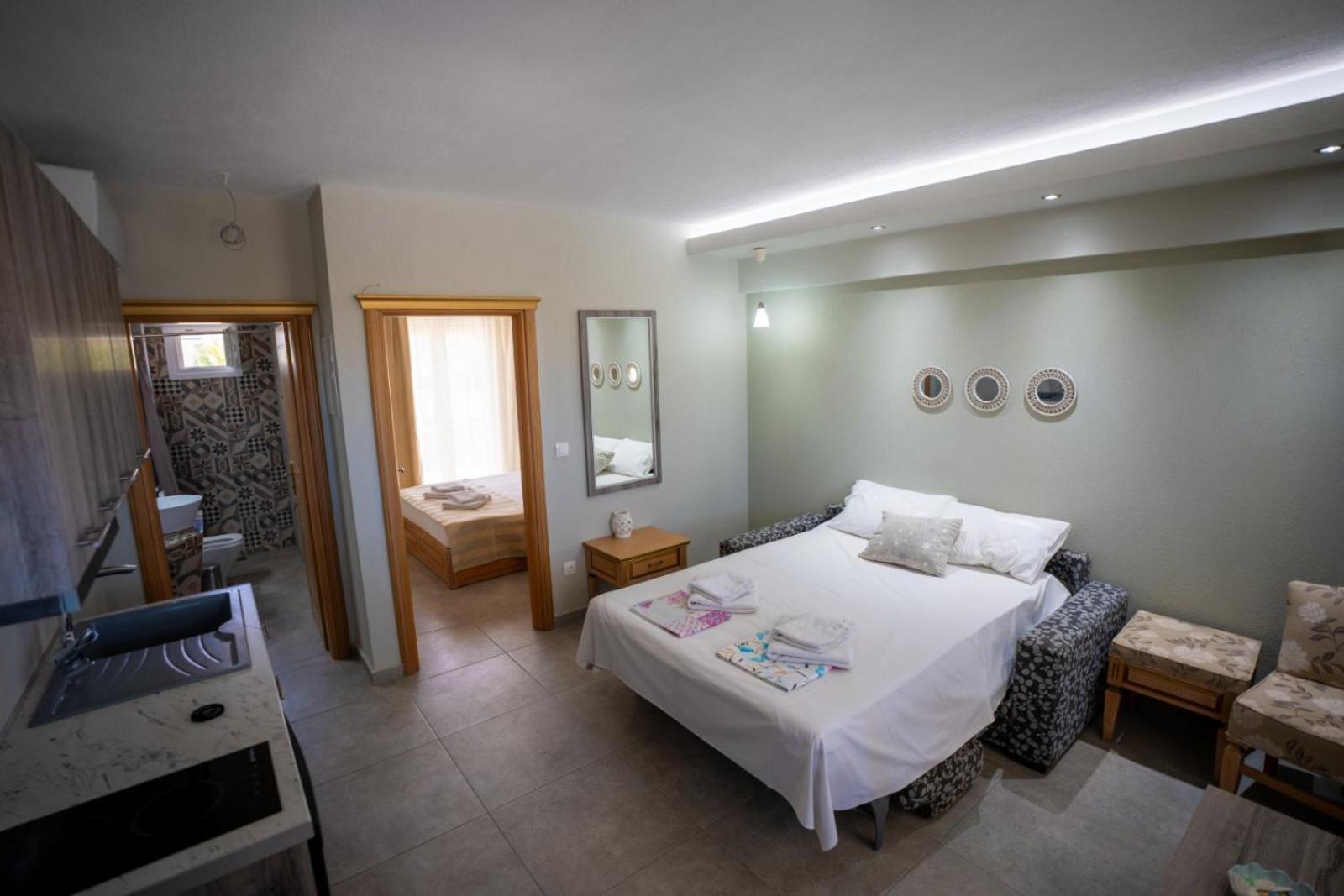 Onar By The Sea Luxurious Apartments فلوغيتا المظهر الخارجي الصورة