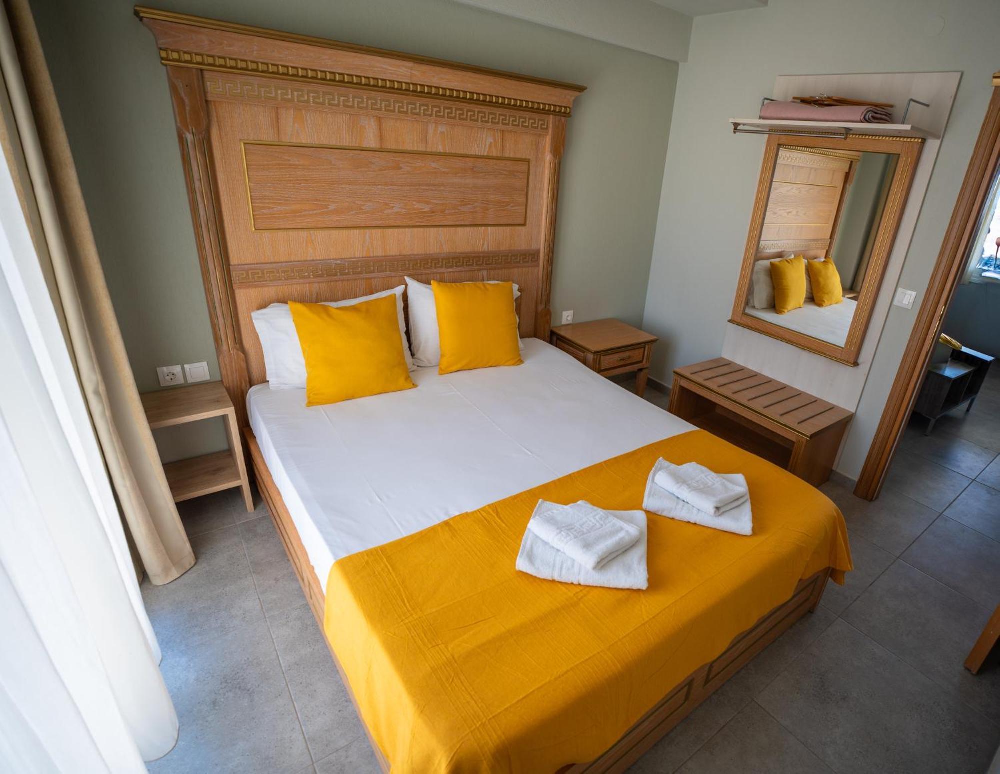 Onar By The Sea Luxurious Apartments فلوغيتا المظهر الخارجي الصورة